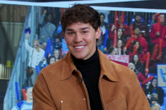 Noah Beck talks new Tubi movie ‘Sidelined: The QB and Me’